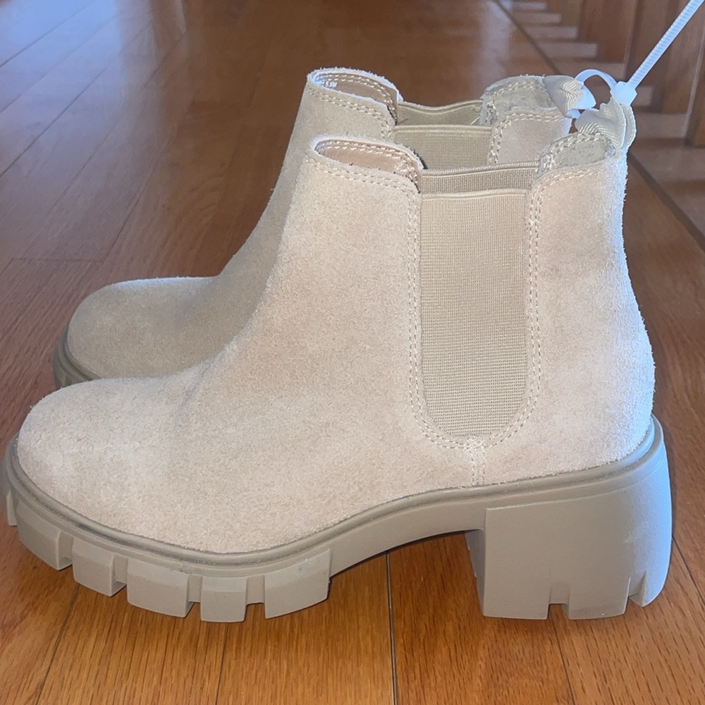 Steve Madden Cream Ankle Boots
